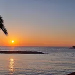 T2 Neuf Mourillon Climatise * Toulon
